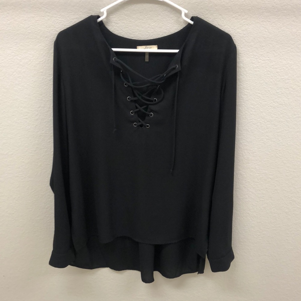 Soprano long sleeve lace up font blouse. Size L